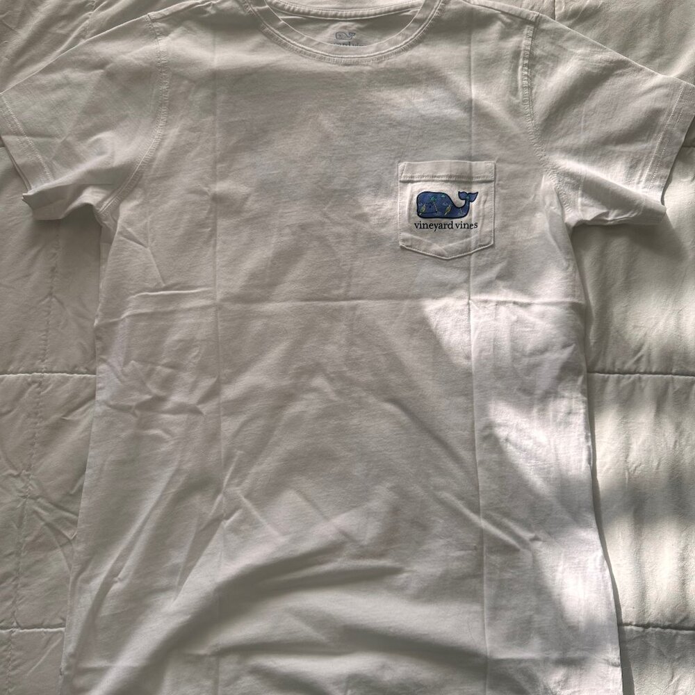 Vineyard Vines Womens Small Tshirt